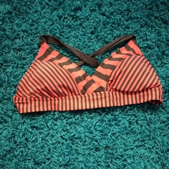 Mossimo 2 Piece bathing Suit - Picture 2 of 7